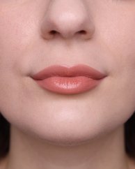 Výživný rúž TWIST&GO 502 Peach nude