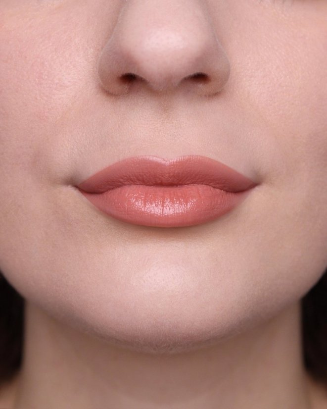 Výživný rúž TWIST&GO 502 Peach nude