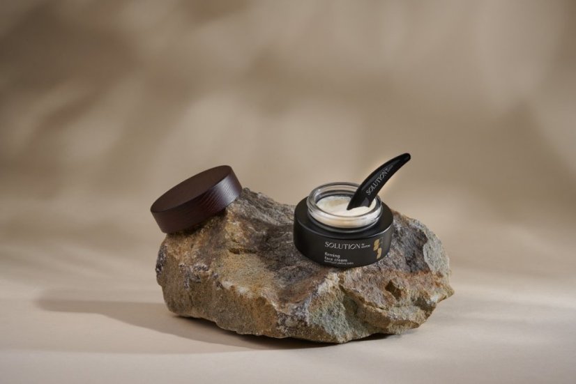 Spevňujúci pleťový krém Solution WELL AGING