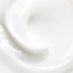 Rozjasňujúca báza pod make-up 700 Vzorka