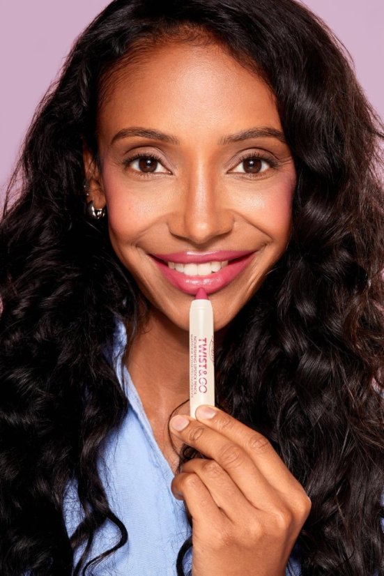 Výživný rúž TWIST&GO 504 Indian pink