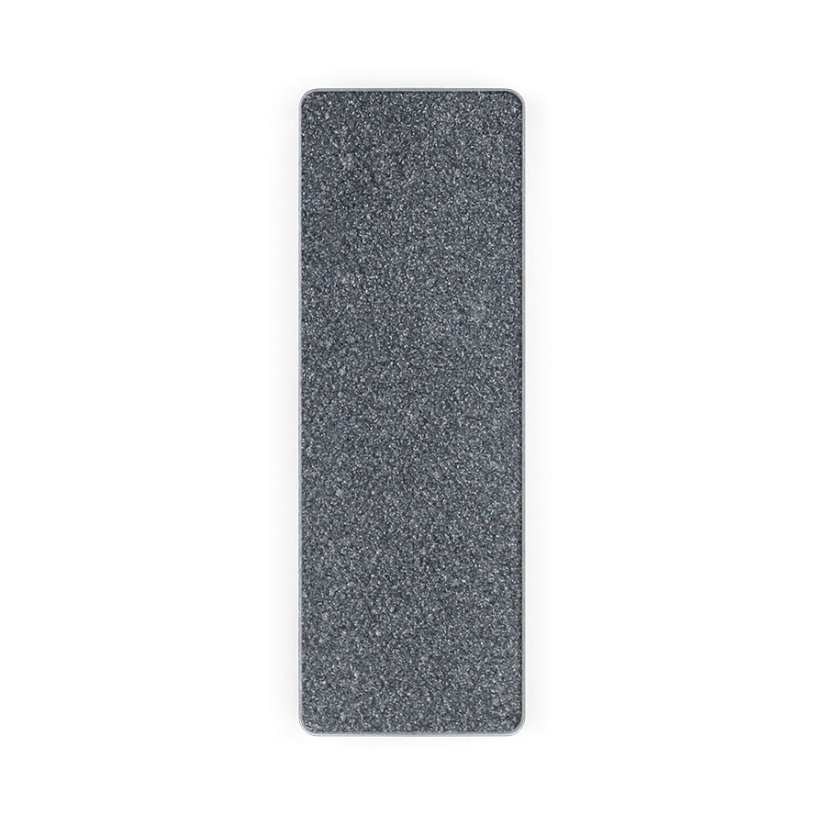 Obdĺžnikový perleťový očný tieň 110 Metal grey
